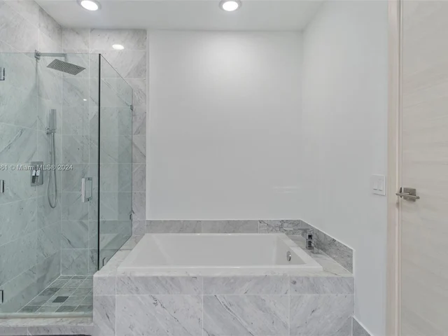 801 S Miami Ave # 4904, Miami FL 33130