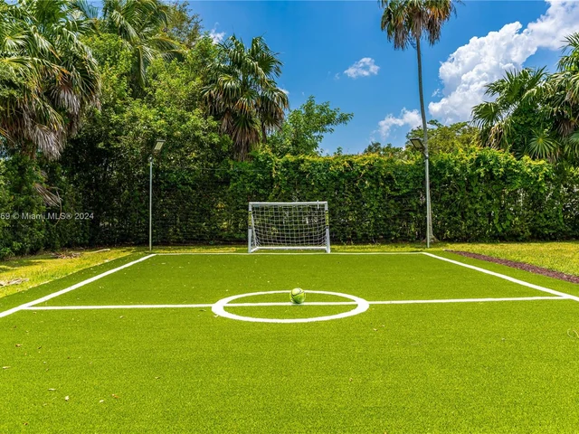 7800 SW 96th St, Miami FL 33156