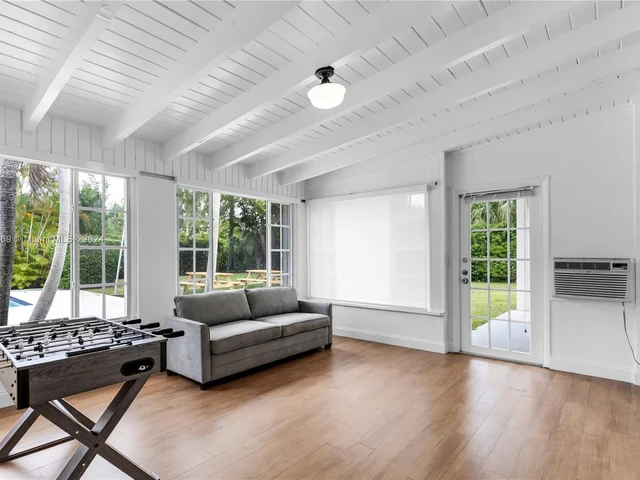 7800 SW 96th St, Miami FL 33156