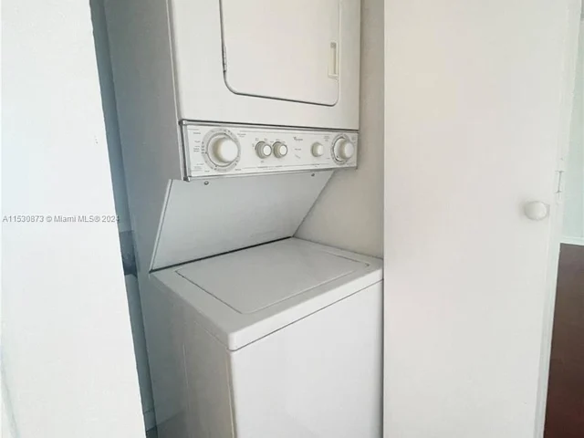 36 NW 6th Ave # 1004, Miami FL 33128