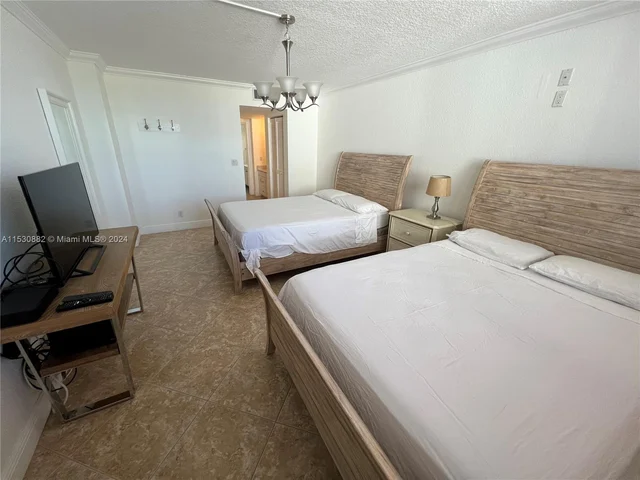 2301 S Ocean Dr # 506, Hollywood FL 33019