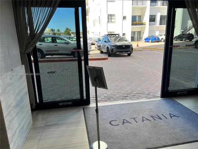 2301 S Ocean Dr # 506, Hollywood FL 33019