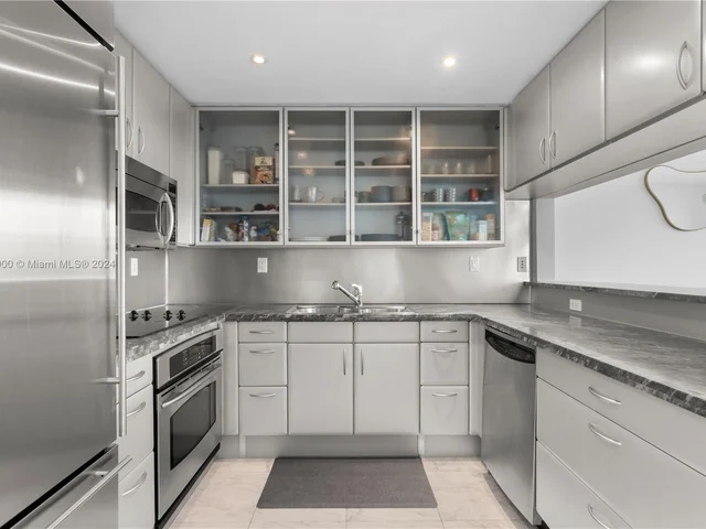 540 West Ave # 1514, Miami Beach FL 33139