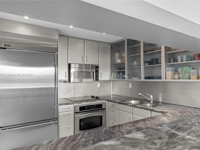 540 West Ave # 1514, Miami Beach FL 33139