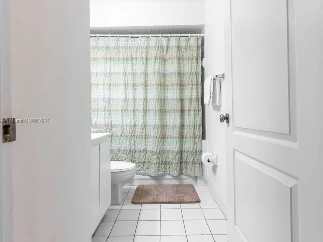 12625 SW 91st St # 203, Miami FL 33186