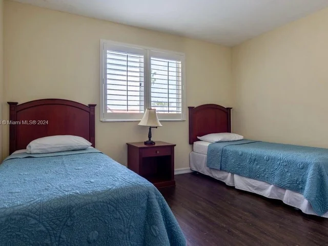 12625 SW 91st St # 203, Miami FL 33186