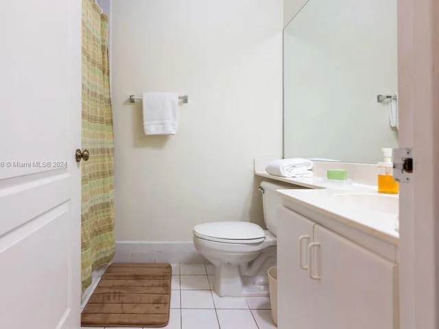 12625 SW 91st St # 203, Miami FL 33186