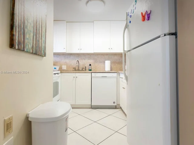 12625 SW 91st St # 203, Miami FL 33186