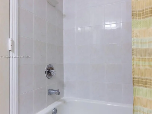 12625 SW 91st St # 203, Miami FL 33186