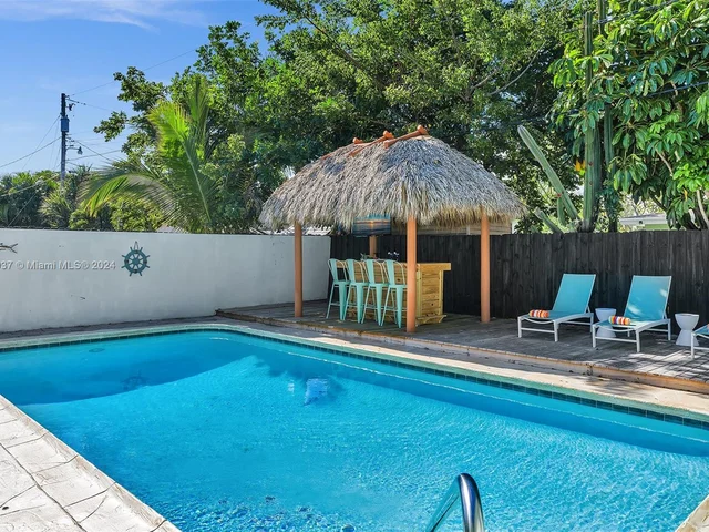 4011 NE 18th Ter, Pompano Beach FL 33064