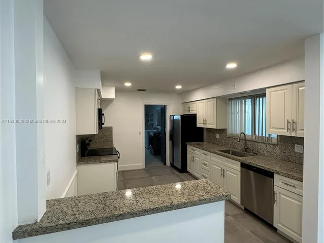 4407 Arthur St # 4407, Hollywood FL 33021