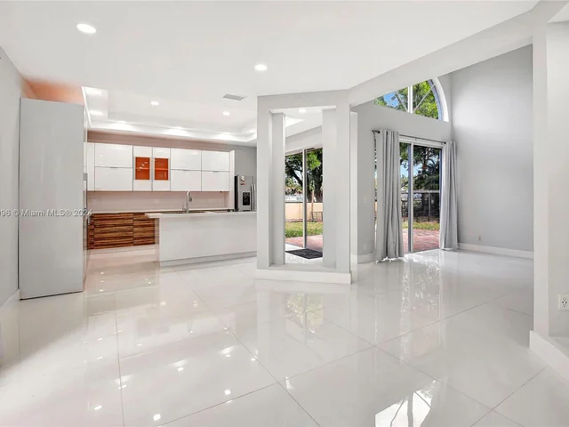 3561 NW 109th Ter, Sunrise FL 33351