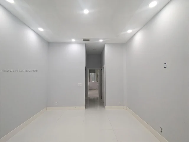 3561 NW 109th Ter, Sunrise FL 33351