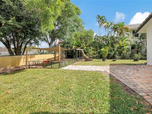 3561 NW 109th Ter, Sunrise FL 33351