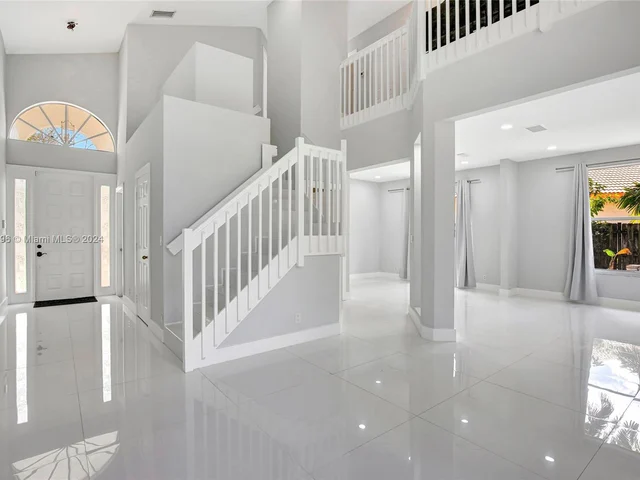 3561 NW 109th Ter, Sunrise FL 33351