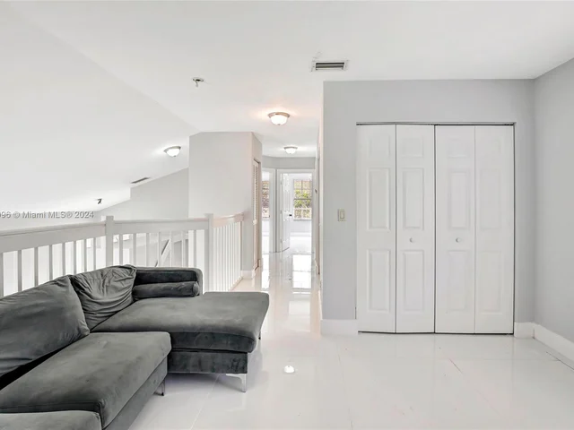 3561 NW 109th Ter, Sunrise FL 33351