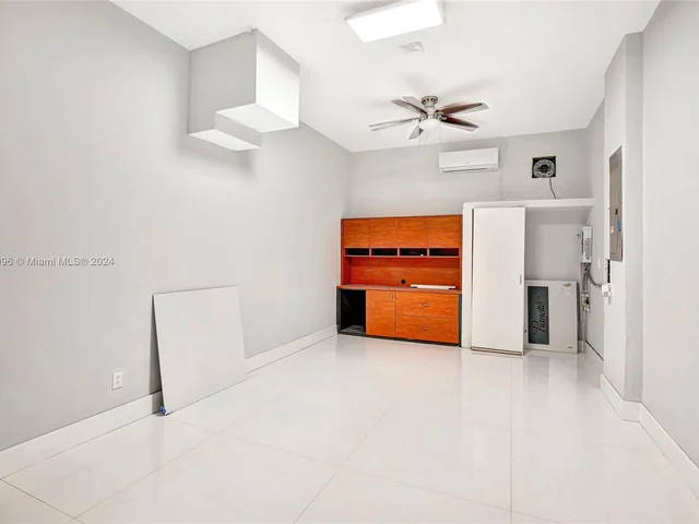 3561 NW 109th Ter, Sunrise FL 33351