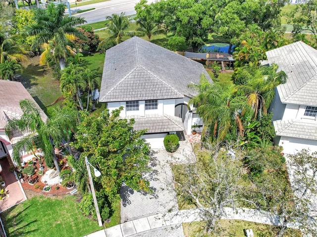 3561 NW 109th Ter, Sunrise FL 33351