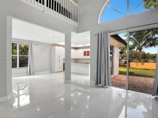 3561 NW 109th Ter, Sunrise FL 33351