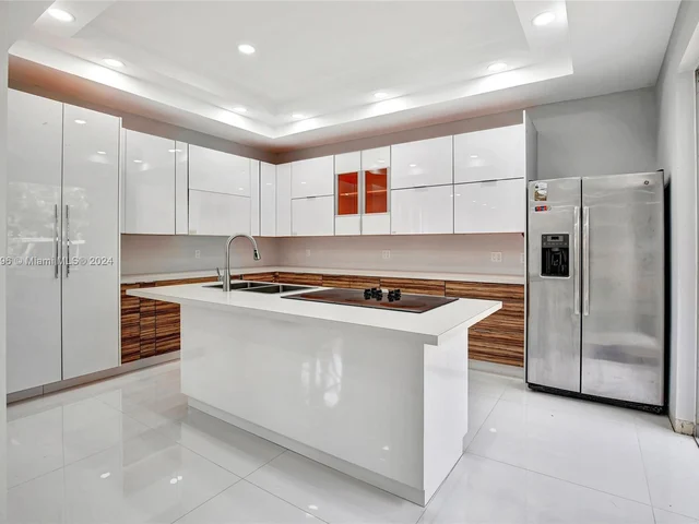 3561 NW 109th Ter, Sunrise FL 33351