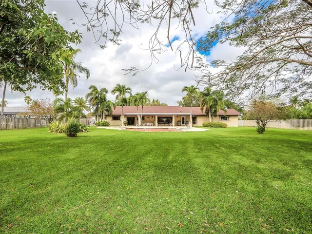 15200 SW 167 ST, Miami FL 33187