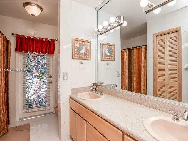 15200 SW 167 ST, Miami FL 33187