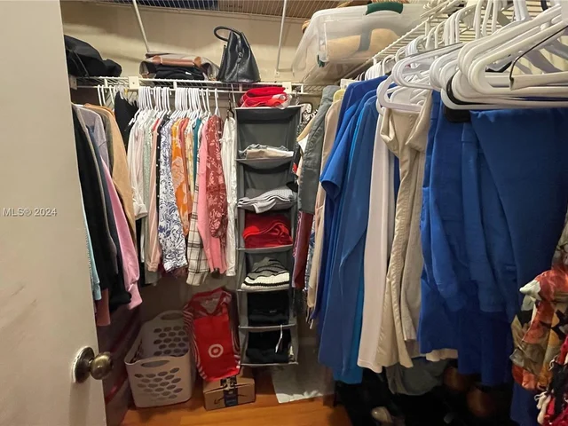 1301 NE 7th St # 112, Hallandale Beach FL 33009