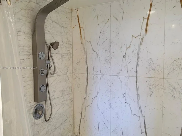 155 SE Ocean Lane Dr # 1006, Key Biscayne FL 33149