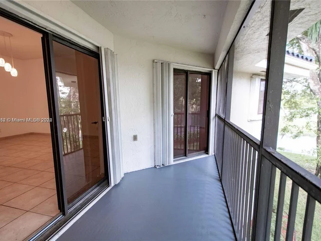 8005 NW 15th Mnr # 1, Plantation FL 33322