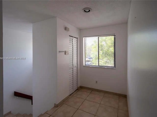 8005 NW 15th Mnr # 1, Plantation FL 33322