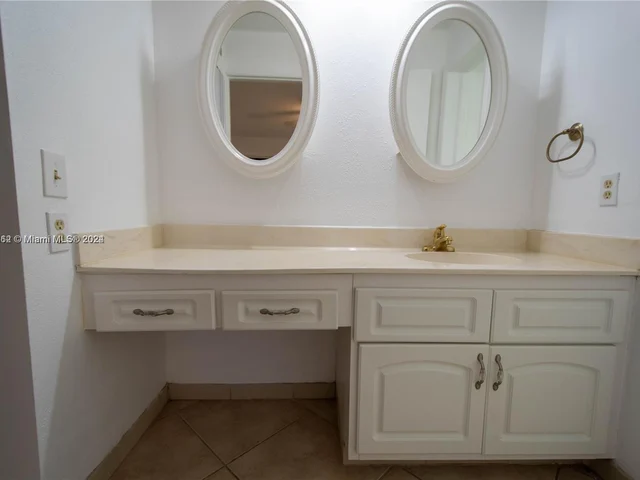 8005 NW 15th Mnr # 1, Plantation FL 33322