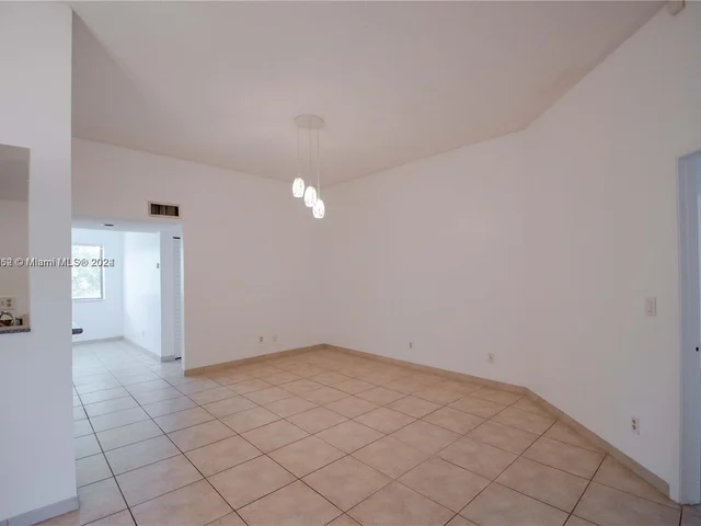 8005 NW 15th Mnr # 1, Plantation FL 33322