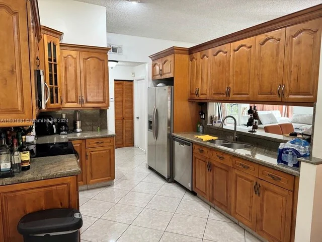 5566 NW 102nd Pl # 0, Doral FL 33178