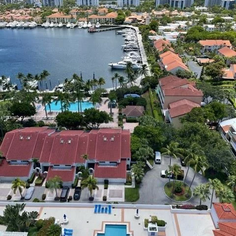 3598 Yacht Club Dr # 4, Aventura FL 33180