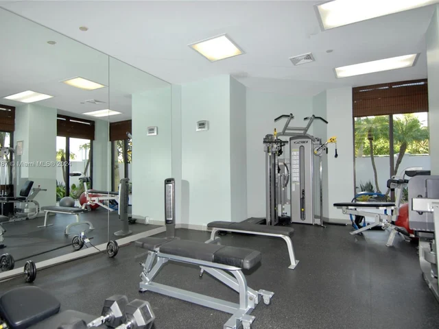 3598 Yacht Club Dr # 4, Aventura FL 33180