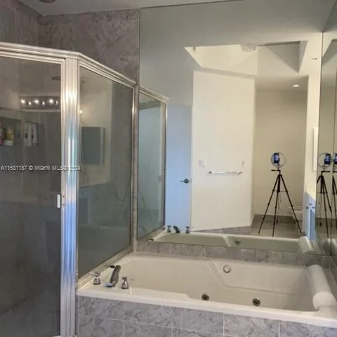 3598 Yacht Club Dr # 4, Aventura FL 33180