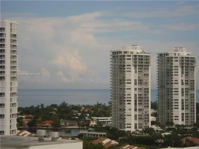3598 Yacht Club Dr # 4, Aventura FL 33180