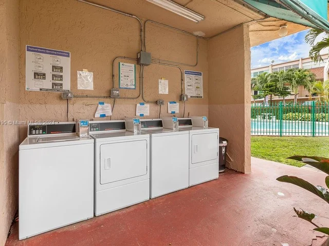 820 SW 105th Ave # 607, Miami FL 33174