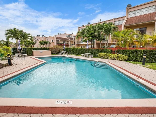 820 SW 105th Ave # 607, Miami FL 33174