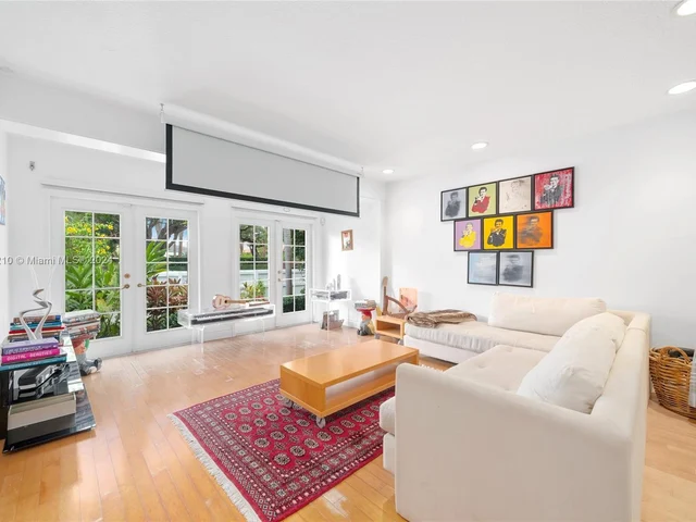 301 W Rivo Alto Dr # 0, Miami Beach FL 33139