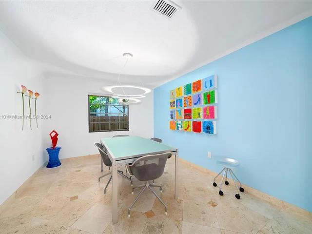 301 W Rivo Alto Dr # 0, Miami Beach FL 33139
