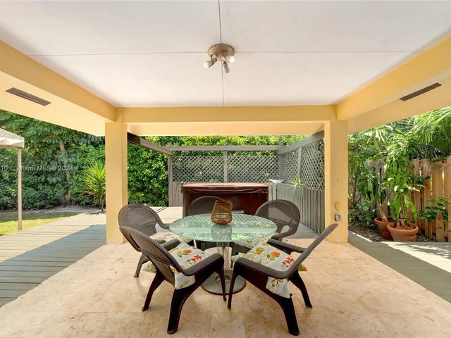 301 W Rivo Alto Dr # 0, Miami Beach FL 33139