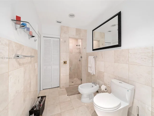 301 W Rivo Alto Dr # 0, Miami Beach FL 33139