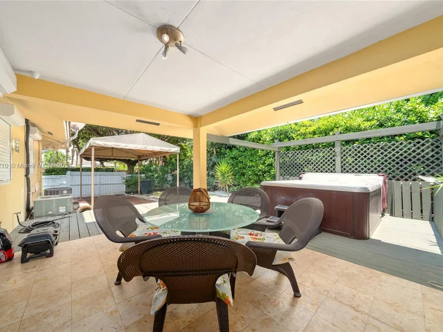 301 W Rivo Alto Dr # 0, Miami Beach FL 33139