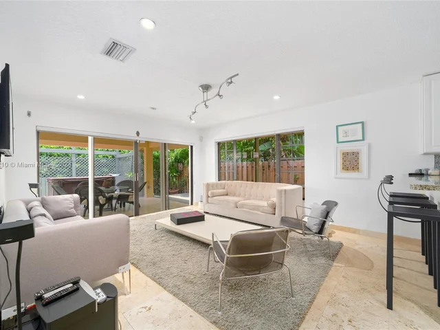 301 W Rivo Alto Dr # 0, Miami Beach FL 33139