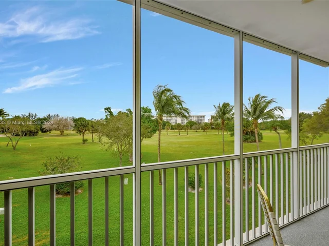 2800 N Palm Aire Dr # 310, Pompano Beach FL 33069