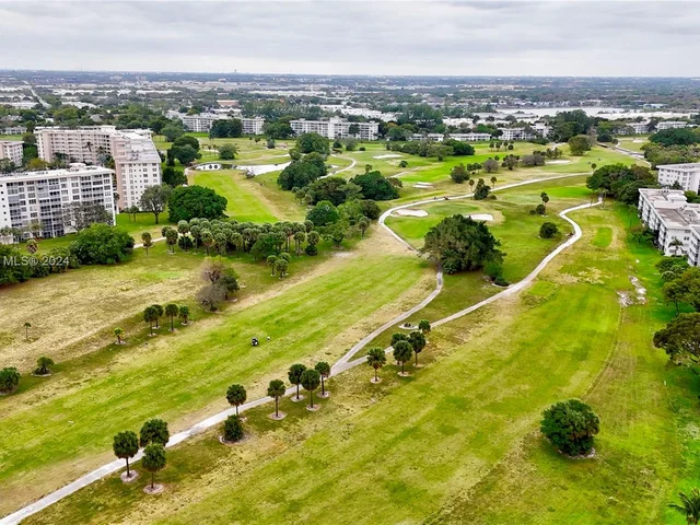 2800 N Palm Aire Dr # 310, Pompano Beach FL 33069