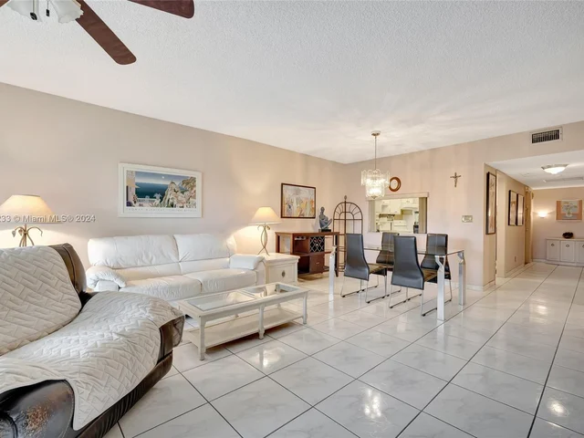 2800 N Palm Aire Dr # 310, Pompano Beach FL 33069