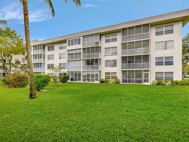 2800 N Palm Aire Dr # 310, Pompano Beach FL 33069