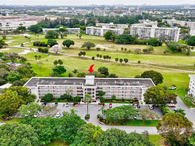 2800 N Palm Aire Dr # 310, Pompano Beach FL 33069